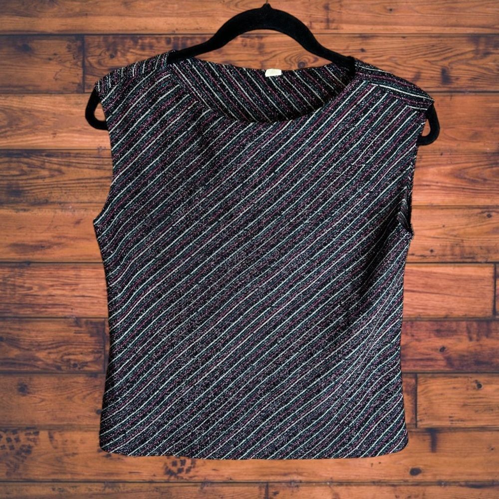 5‎ for $25🔥Size 10 Vintage Sleeveless Metallic Multi-Colored Blouse